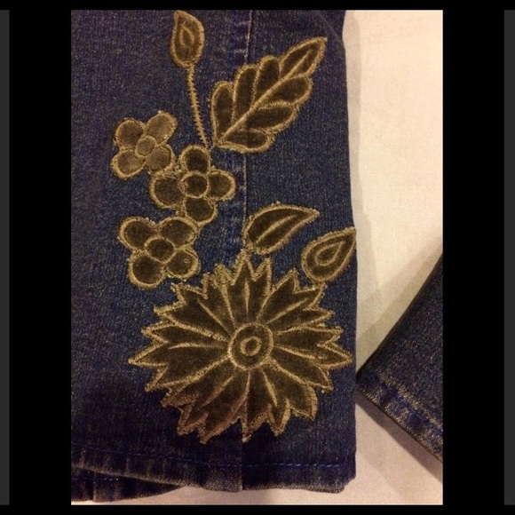 🐴DoubleDRanch Denim Jacket with and matching shirt *skirt not available - Picture 7 of 8